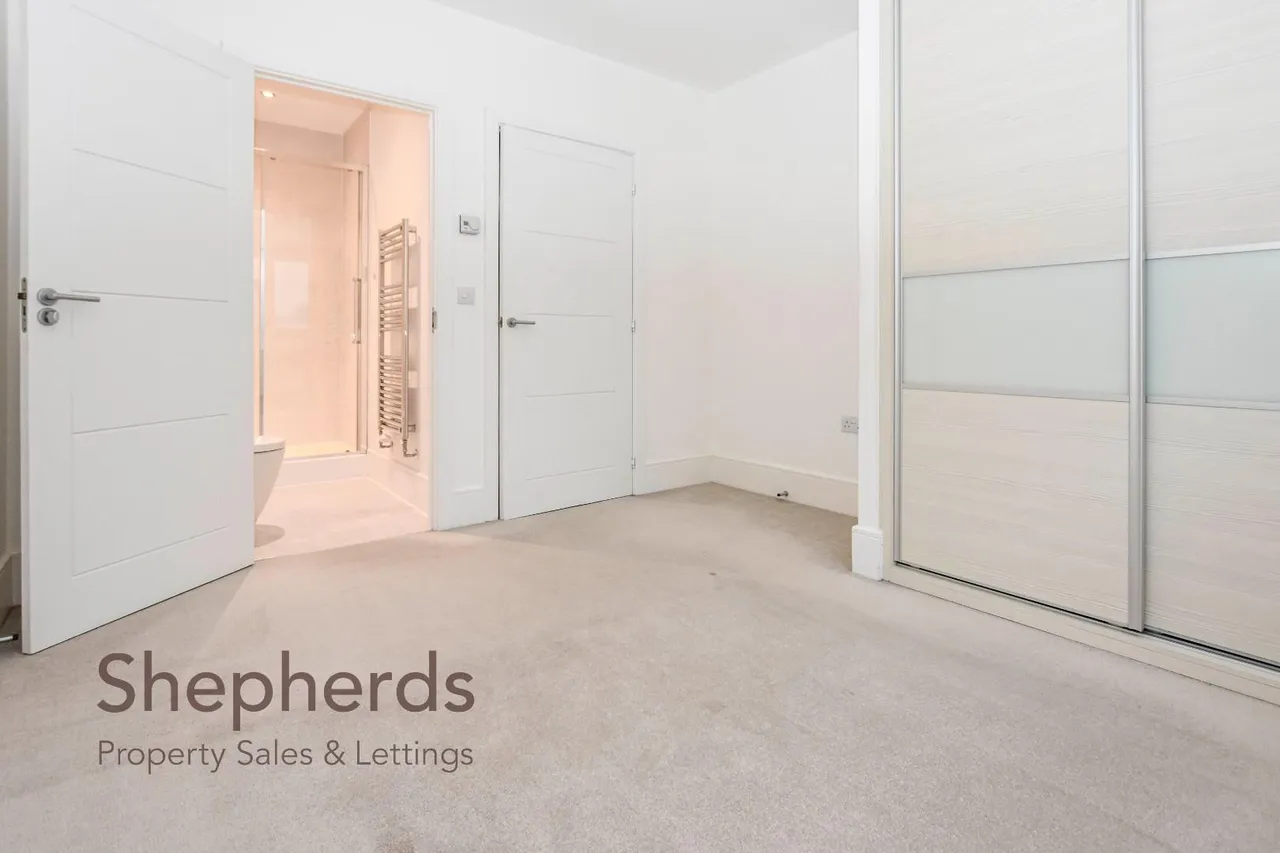 Claud Hamilton Way, Hertford, SG14, photo 3