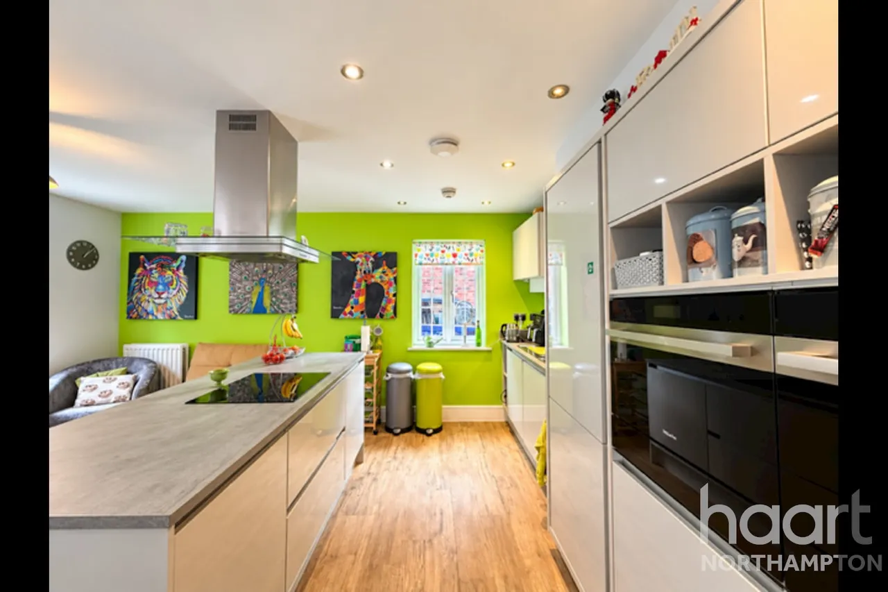 Nightingale Drive, Northampton, NN3, photo 8