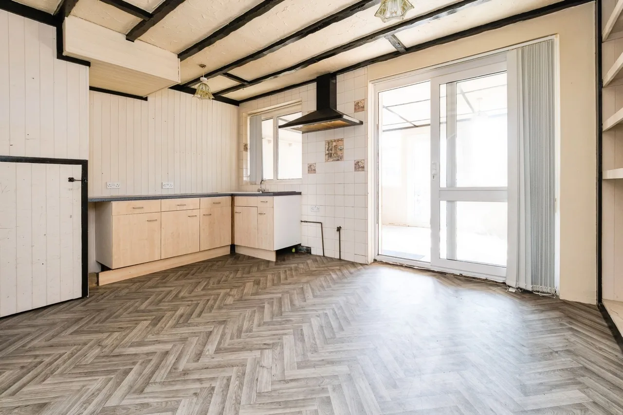 Jersey Road, Rainham, RM13, photo 12