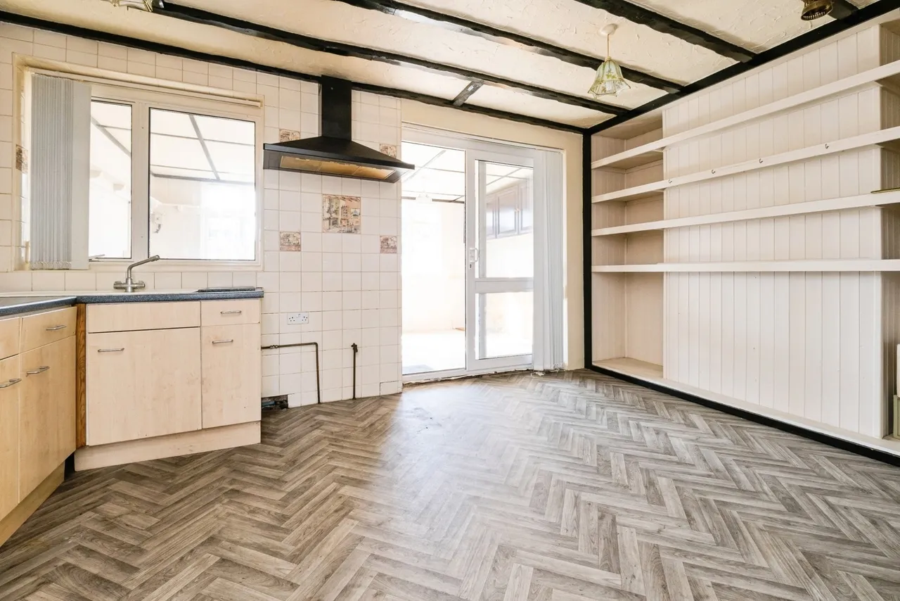 Jersey Road, Rainham, RM13, photo 9