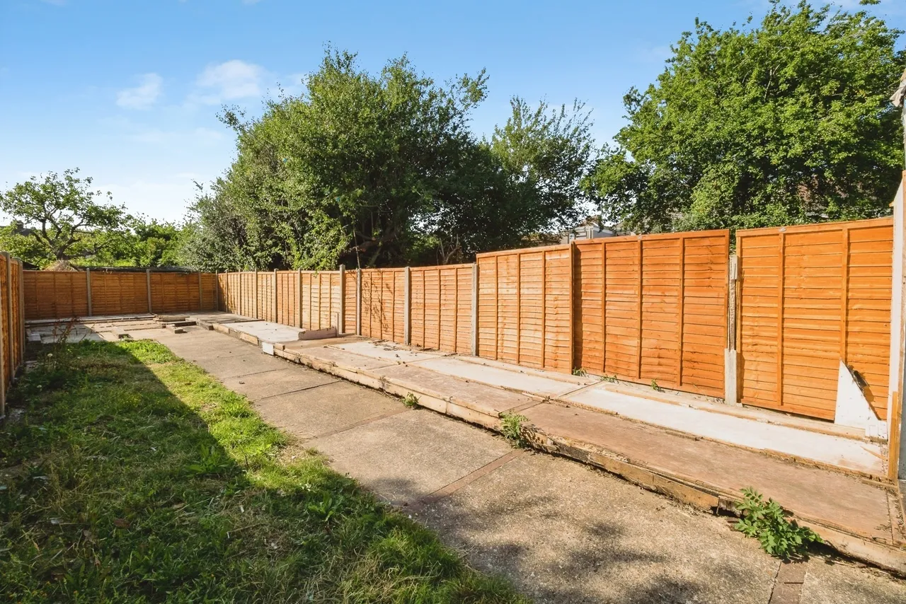 Jersey Road, Rainham, RM13, photo 10
