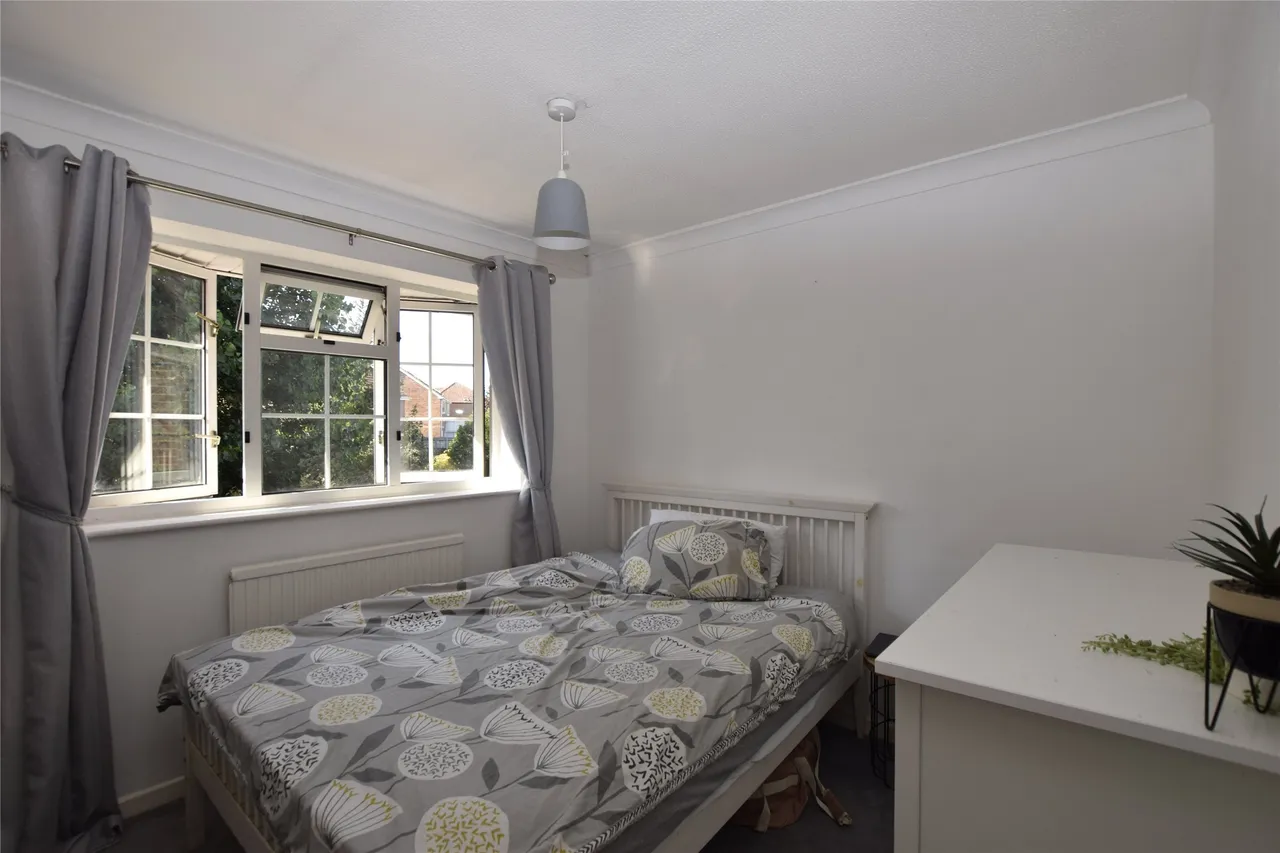 Oak Tree Close, Trowbridge, BA14 9BD, photo 11