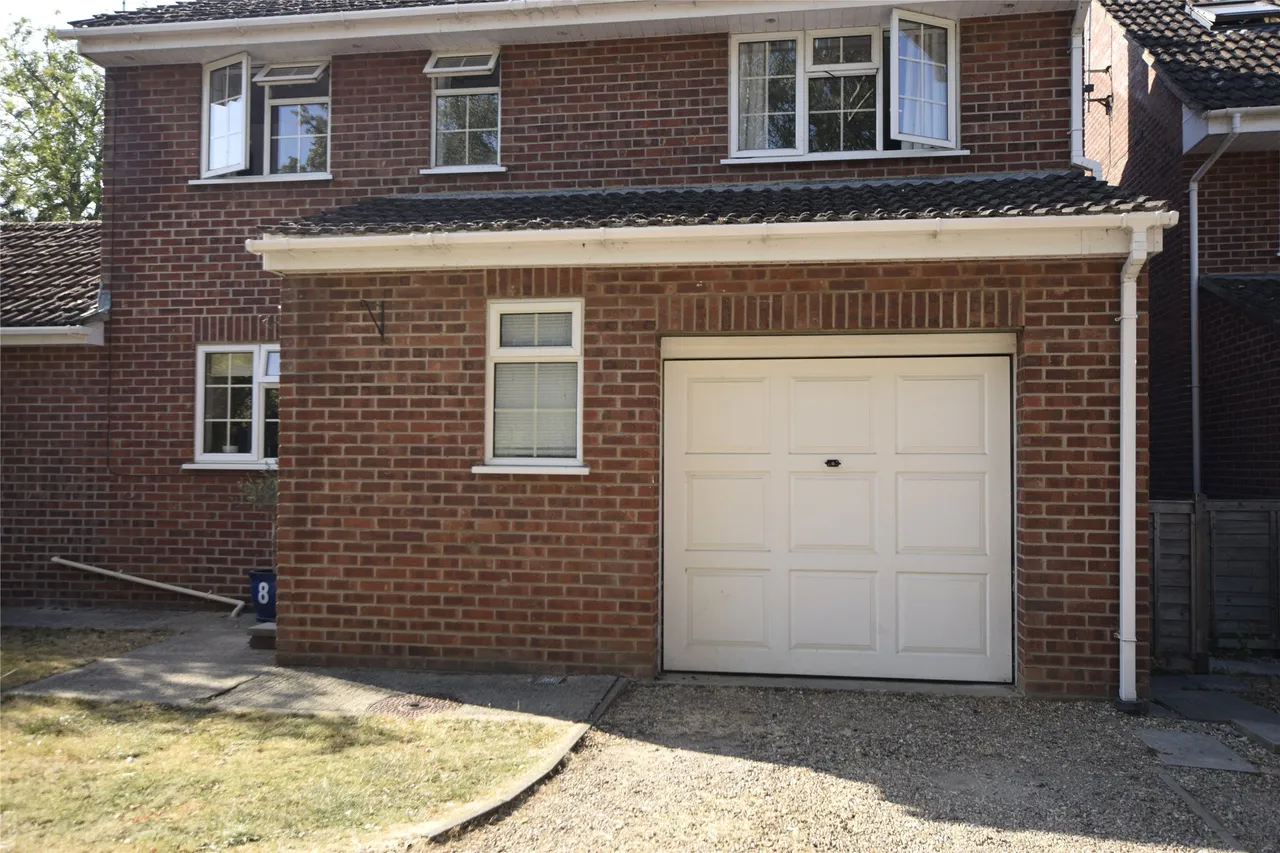 Oak Tree Close, Trowbridge, BA14 9BD, photo 17