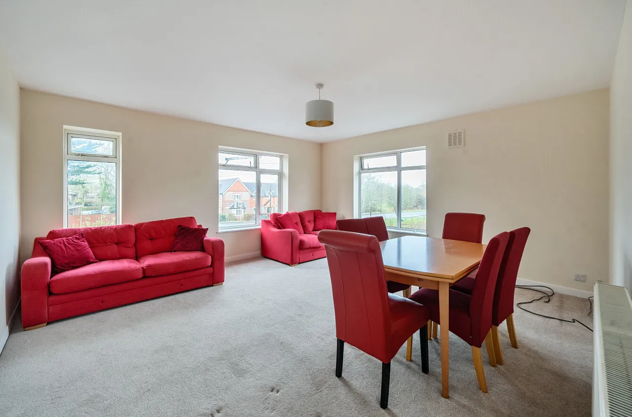Winchester Road, Waltham Chase, SO32, photo 2