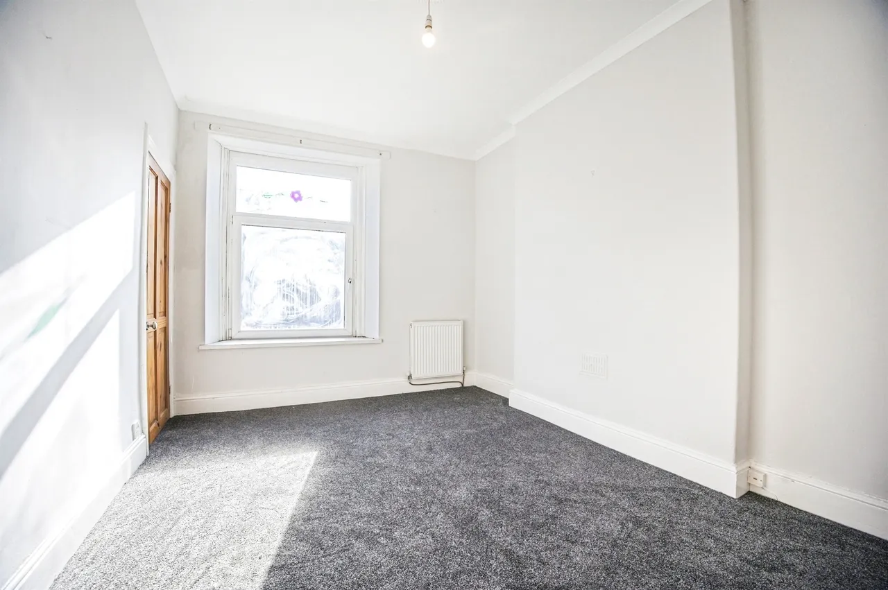 Grongaer Terrace, Pontypridd, CF37, photo 8