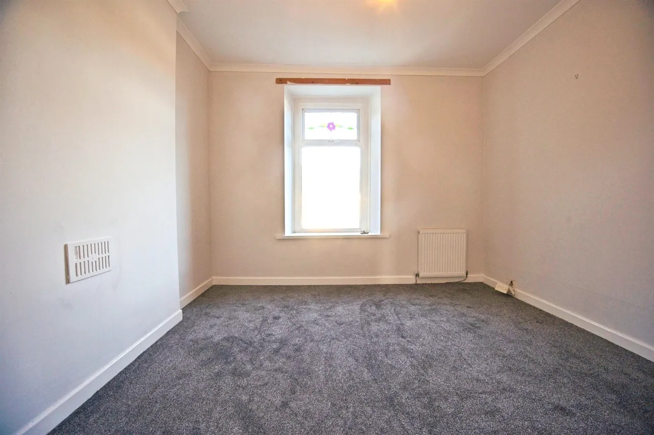 Grongaer Terrace, Pontypridd, CF37, photo 12
