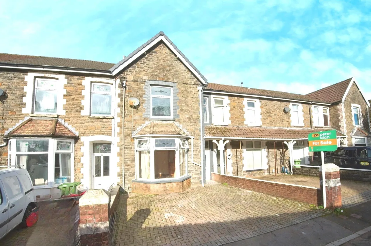 Grongaer Terrace, Pontypridd, CF37, photo 13
