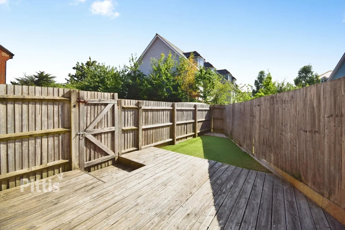 Dairy Crest Drive, Newport, PO30, photo 2