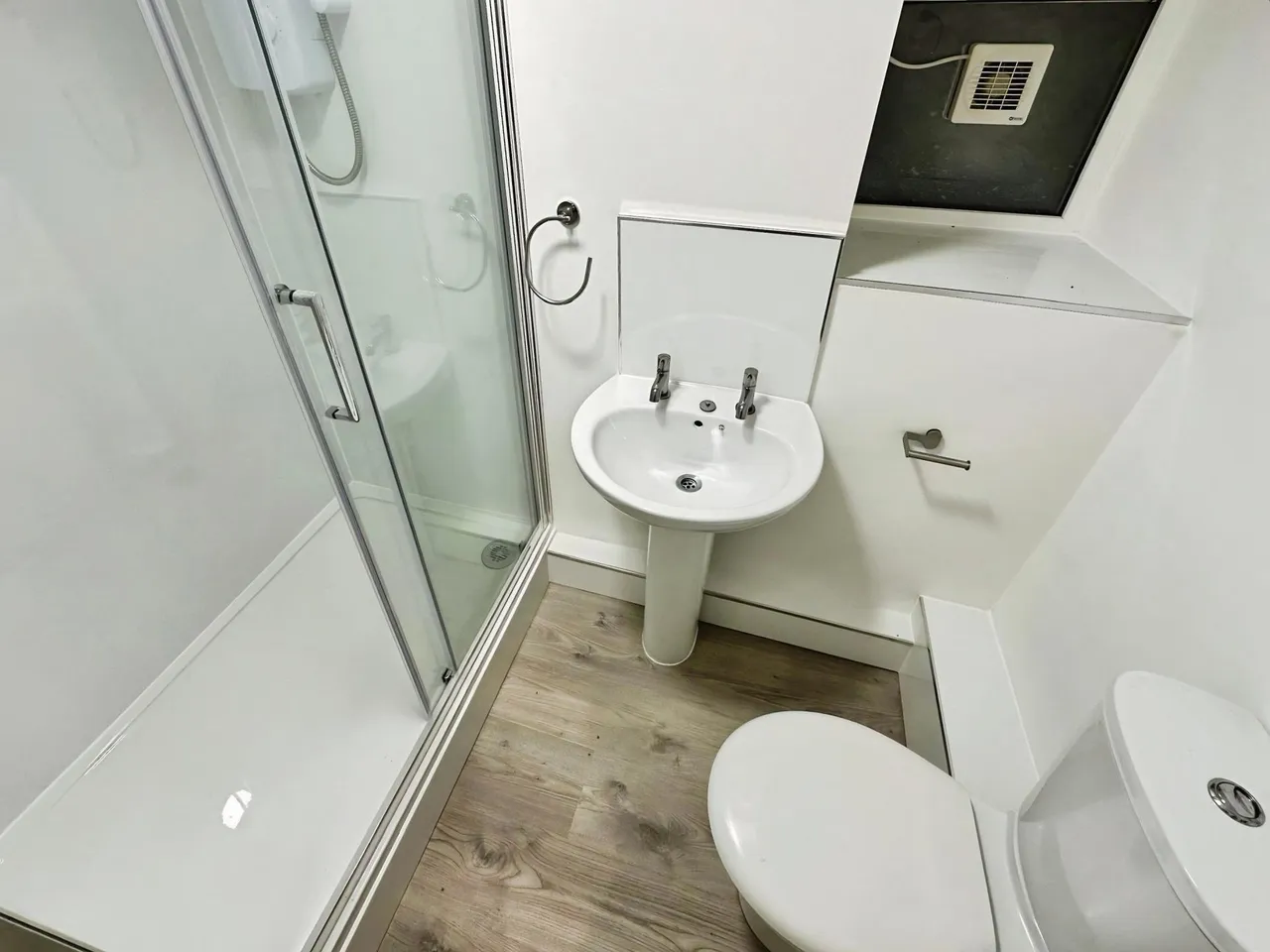 VIEWINGS PAUSED St Marks Road, Salisbury, SP1, photo 6