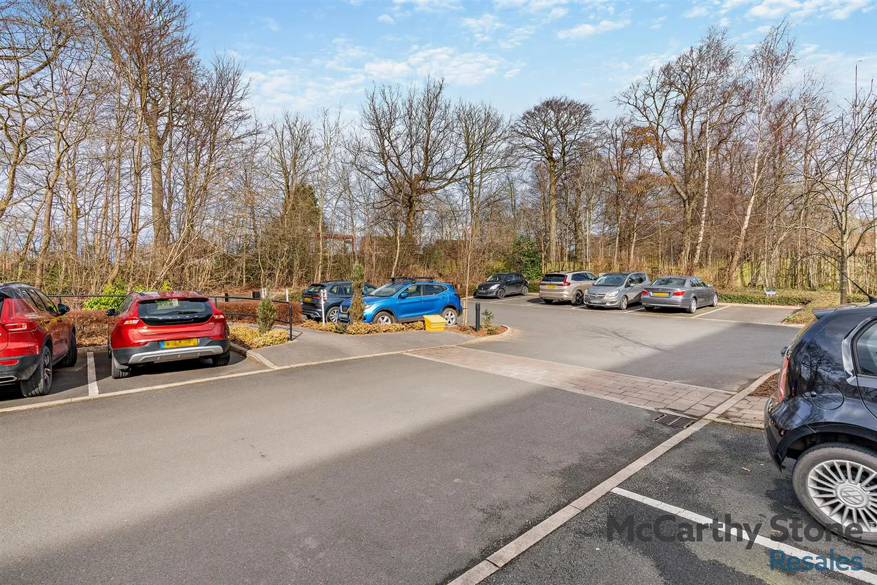 Squirrel Way, Shadwell, LS17, photo 26