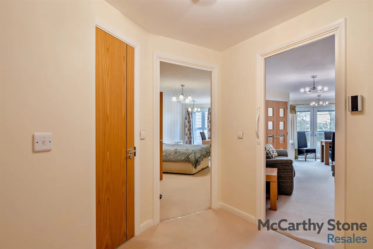 Squirrel Way, Shadwell, LS17, photo 18