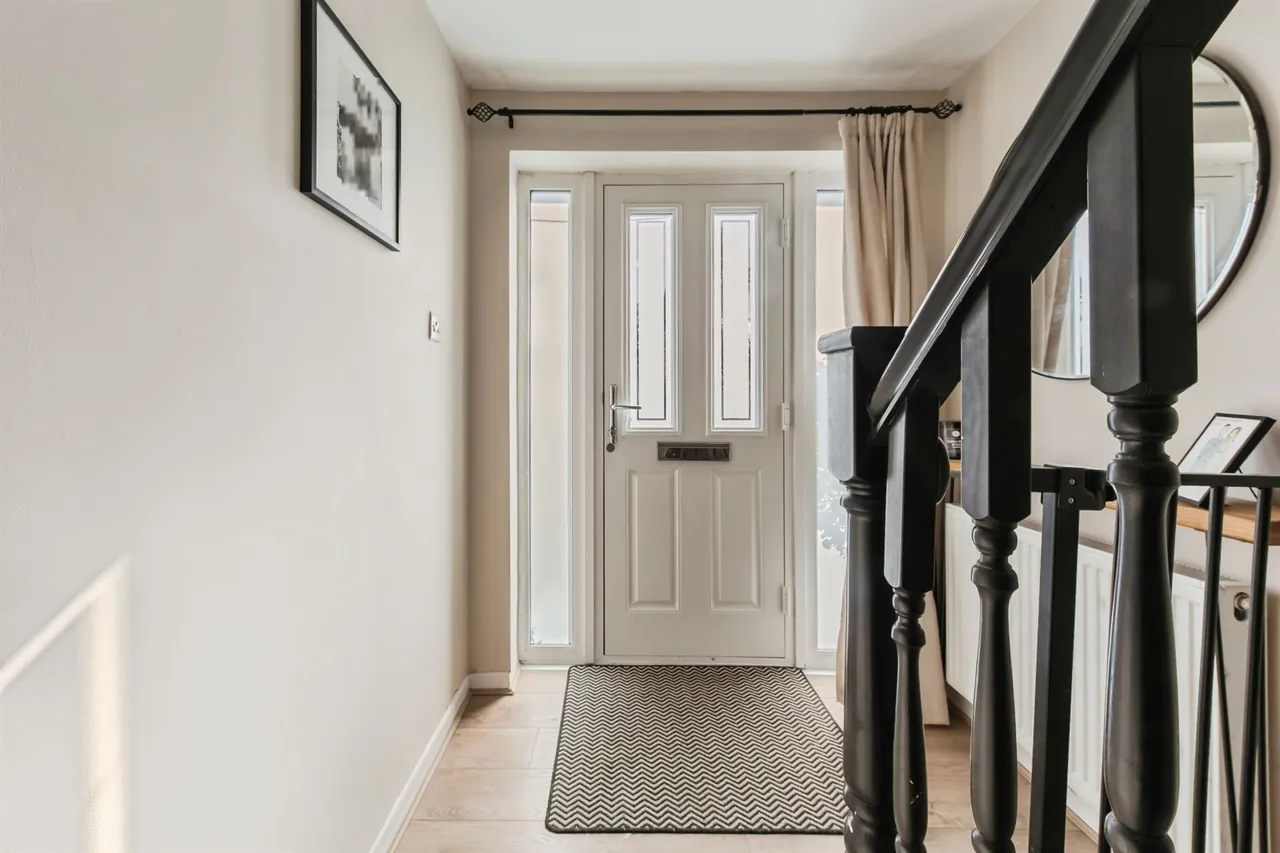 Shores Green Drive, Wincham, CW9, photo 12