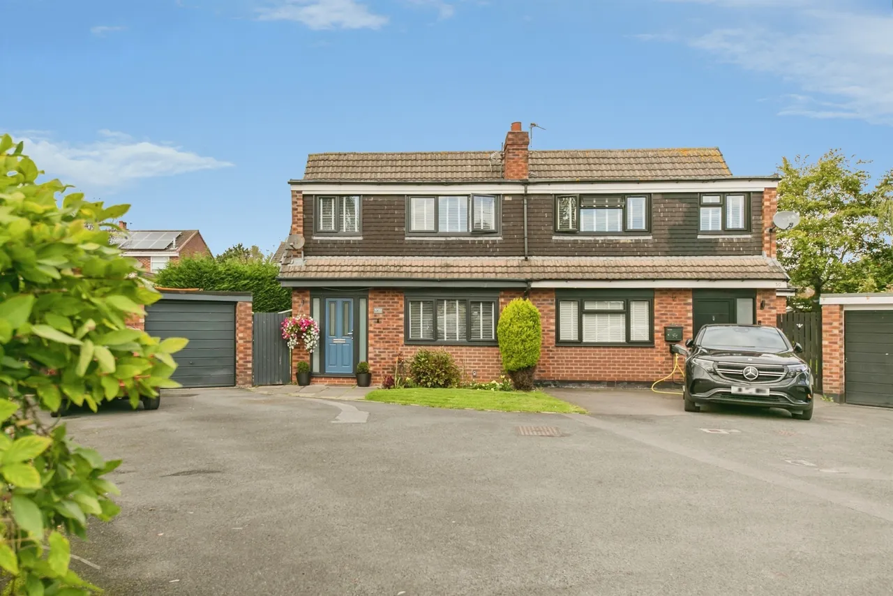 3 bed house for sale, Shores Green Drive, Wincham, CW9