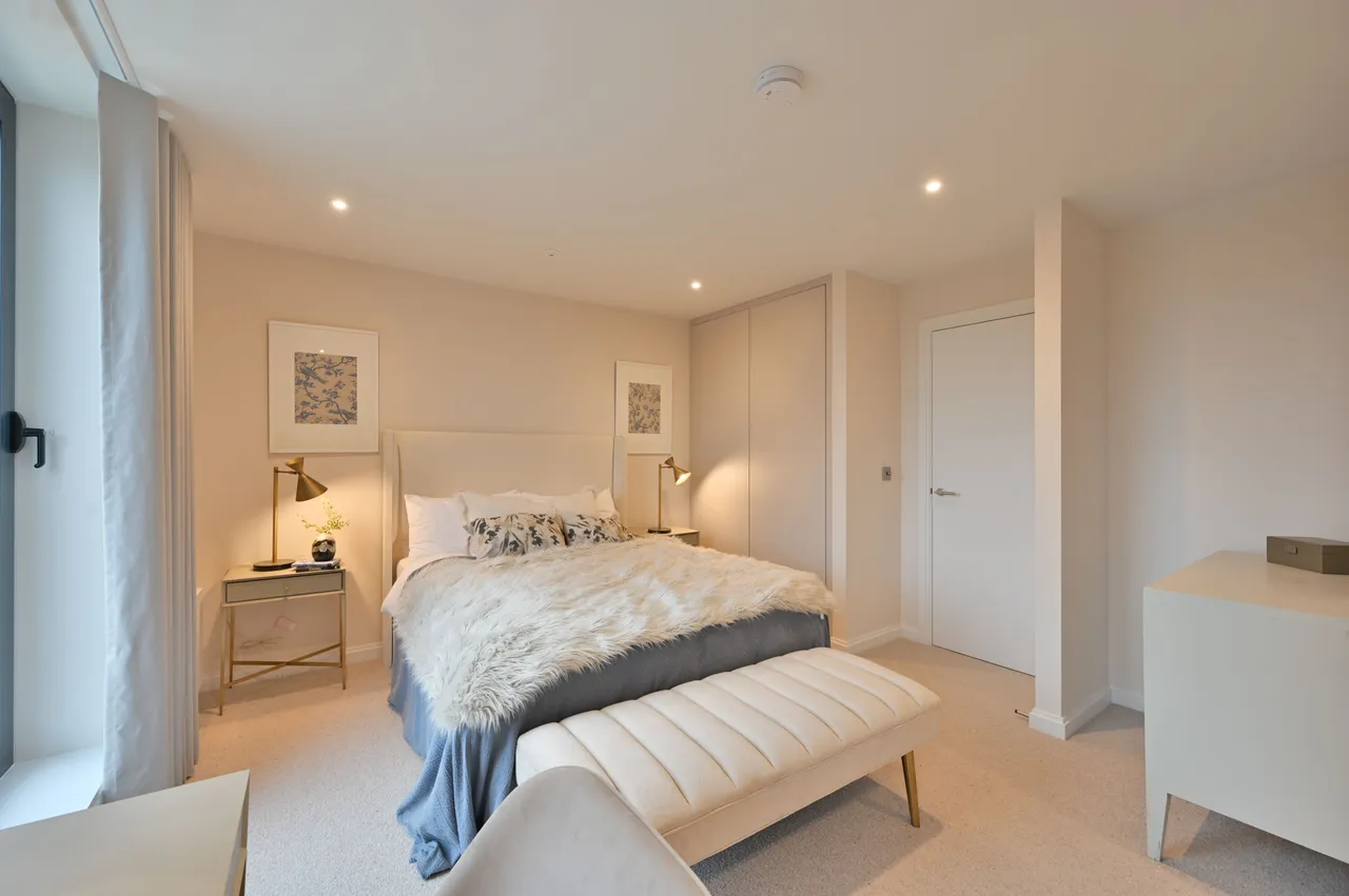 36 Loats Road, London, photo 5