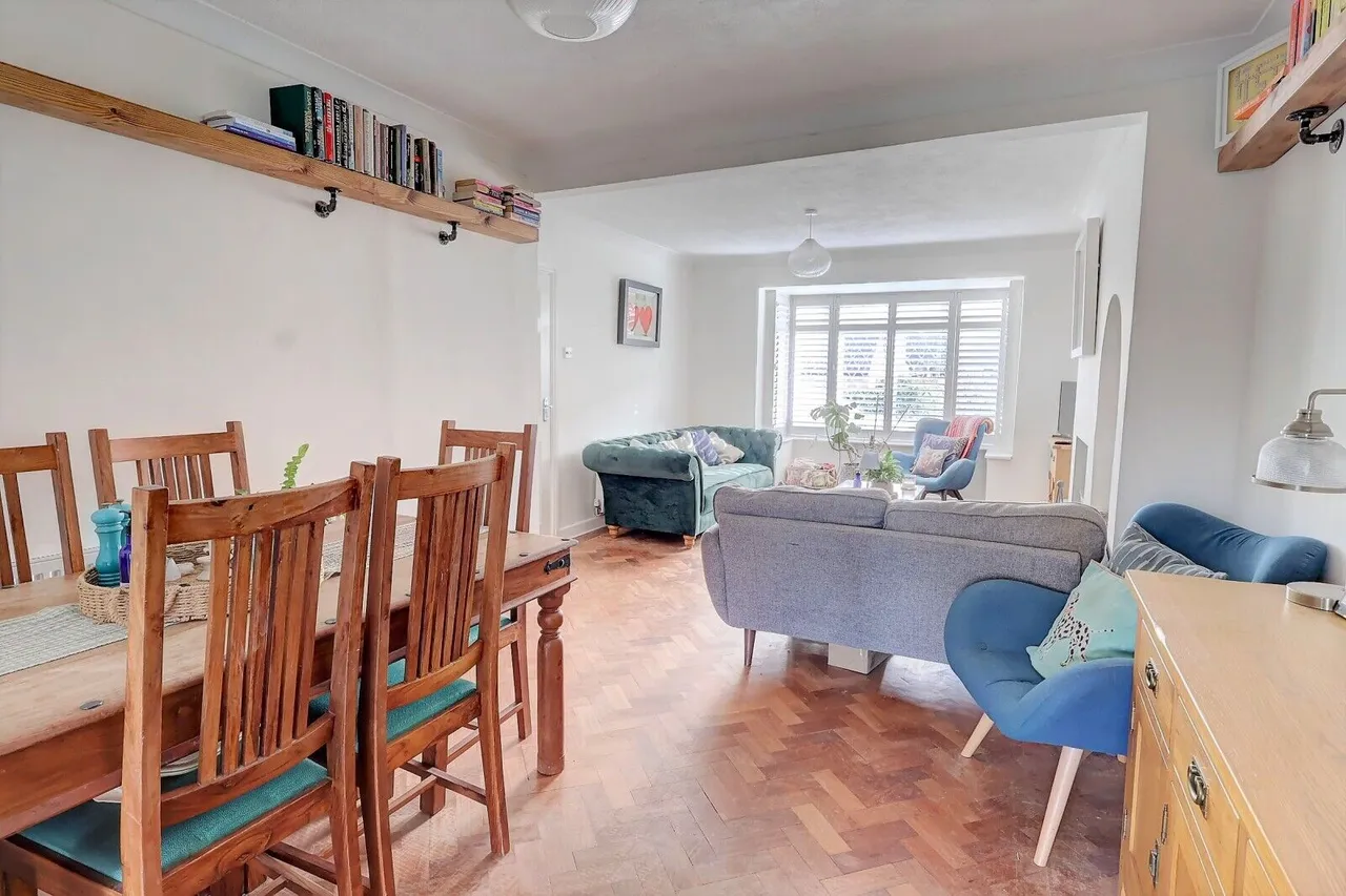 Cedar Avenue, High Wycombe, HP15, photo 3