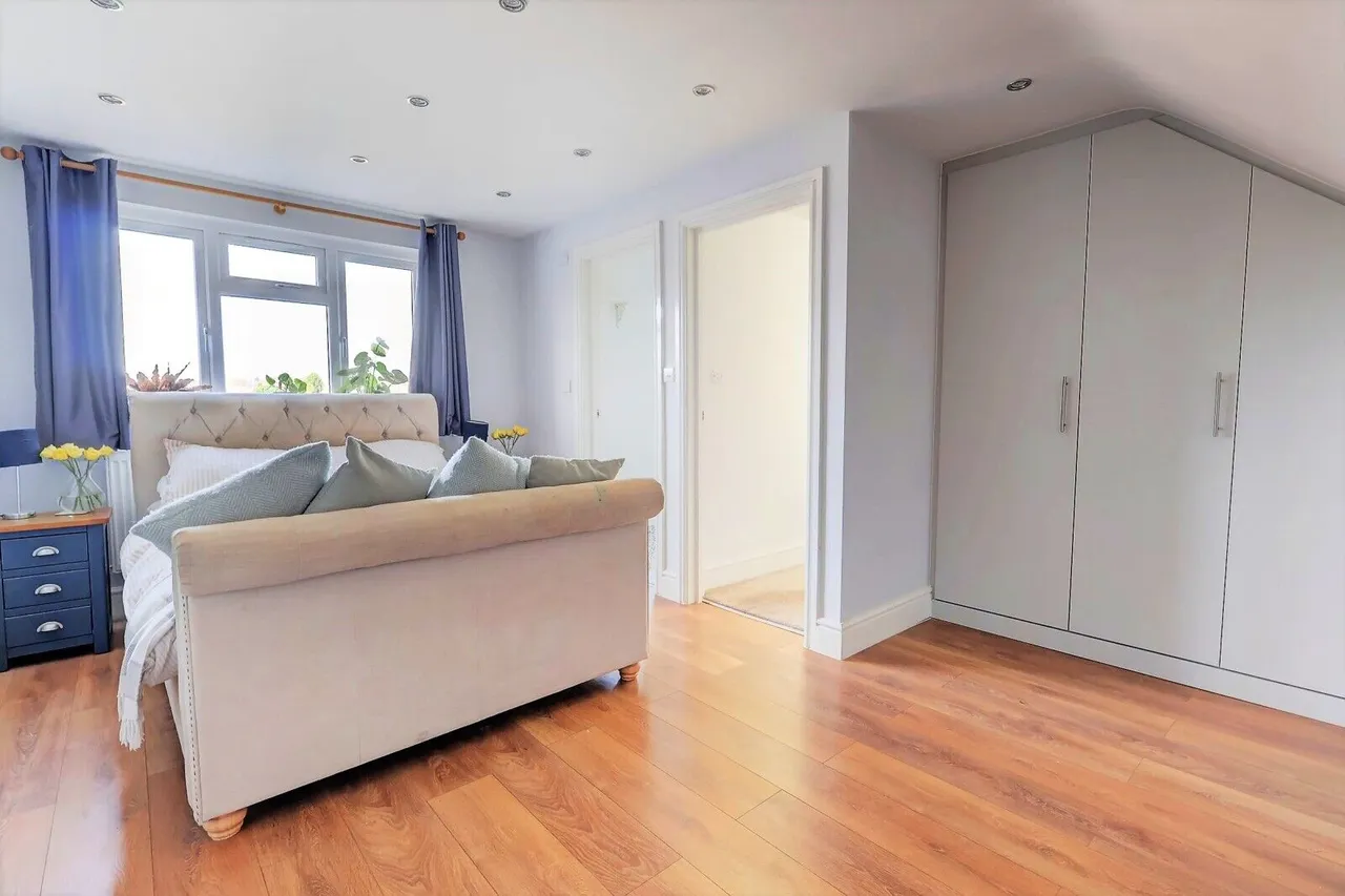 Cedar Avenue, High Wycombe, HP15, photo 9