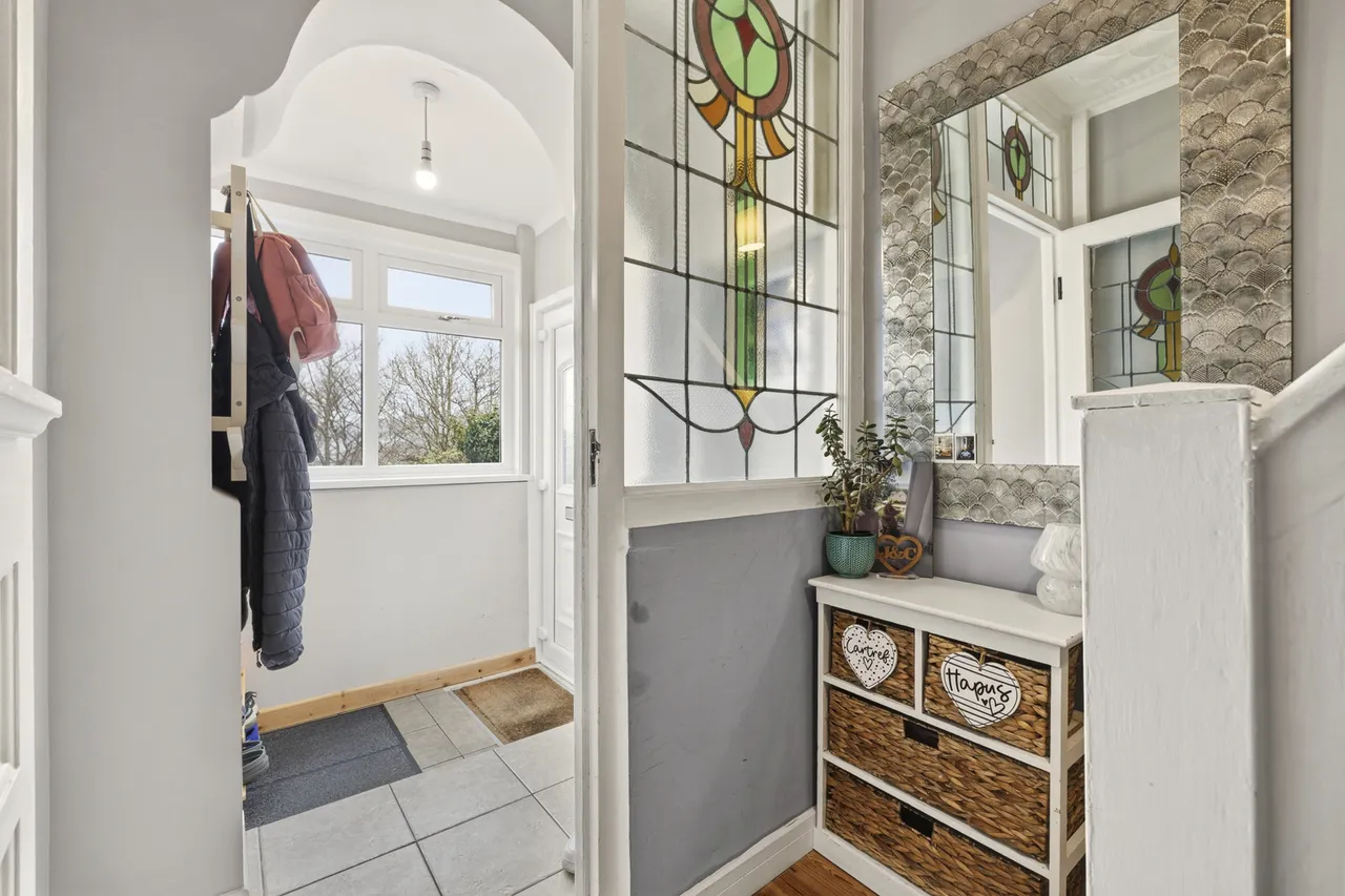 Hillcrest, Pentwyn, Neath, SA11 1YW, photo 6