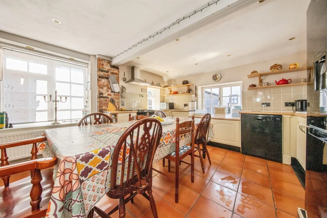Clacton Road, St. Osyth, CLACTON-ON-SEA, photo 5