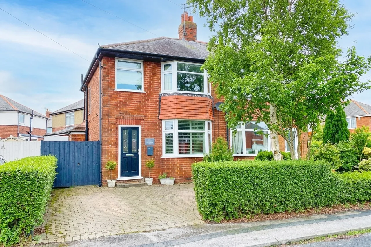 3 bed house for sale, Harlow Park Road, Harrogate, HG2