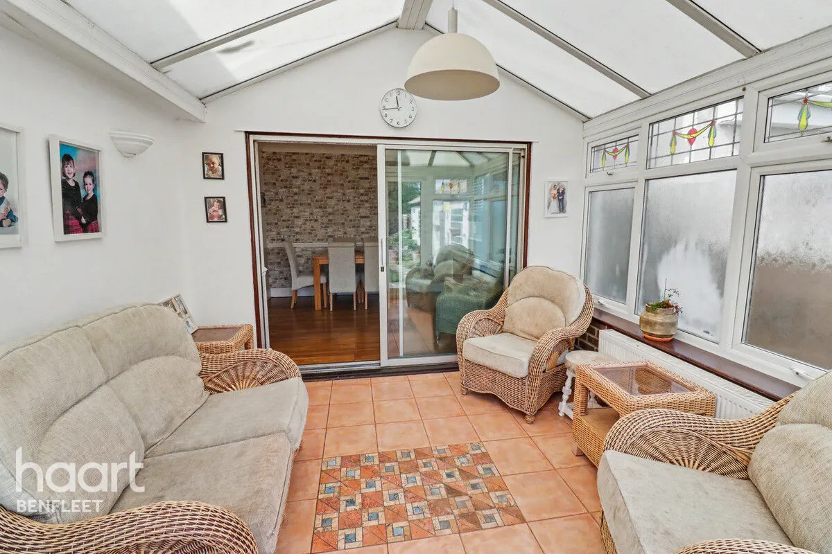 Marine Avenue, Canvey Island, SS8, photo 7