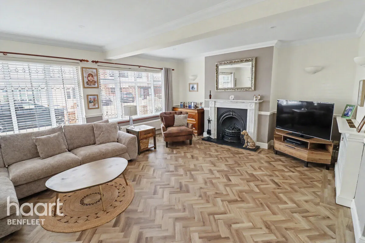 Marine Avenue, Canvey Island, SS8, photo 4