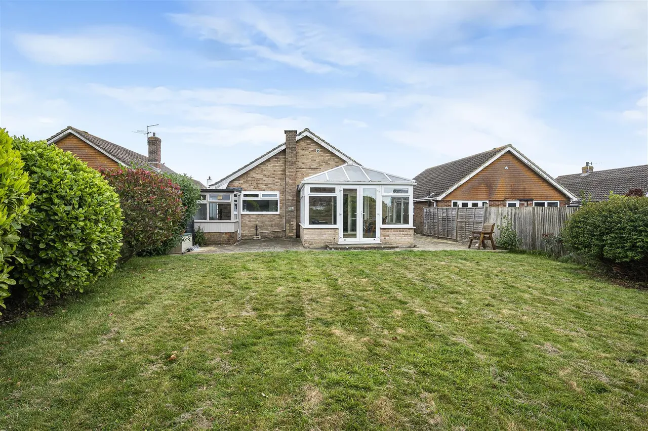Stirling Avenue, Seaford, photo 11
