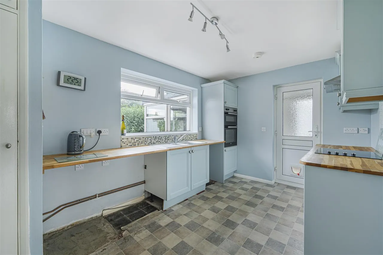 Stirling Avenue, Seaford, photo 16