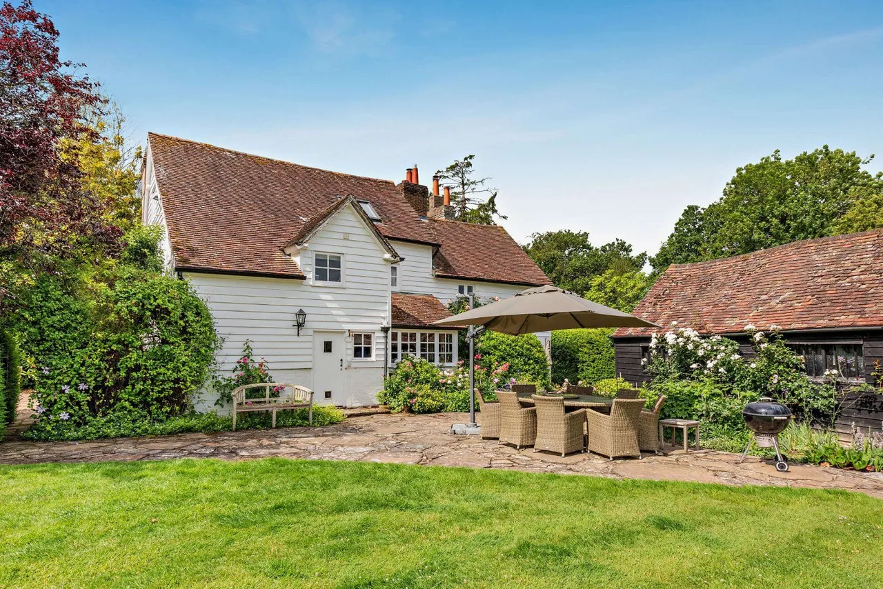 Lyons Road, Slinfold, Horsham, West Sussex, RH13 0QS, photo 6