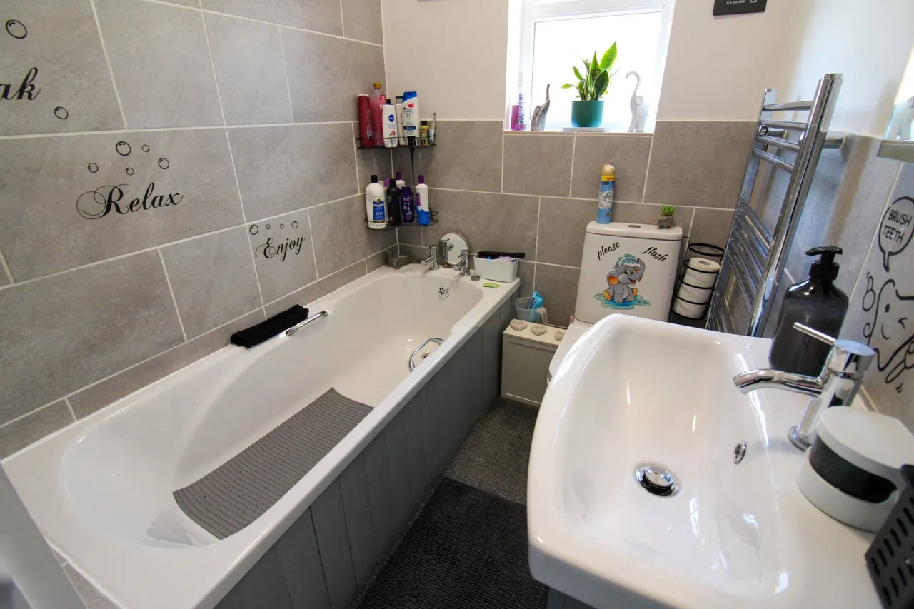 Edward Road, Gainsborough, DN21, photo 9