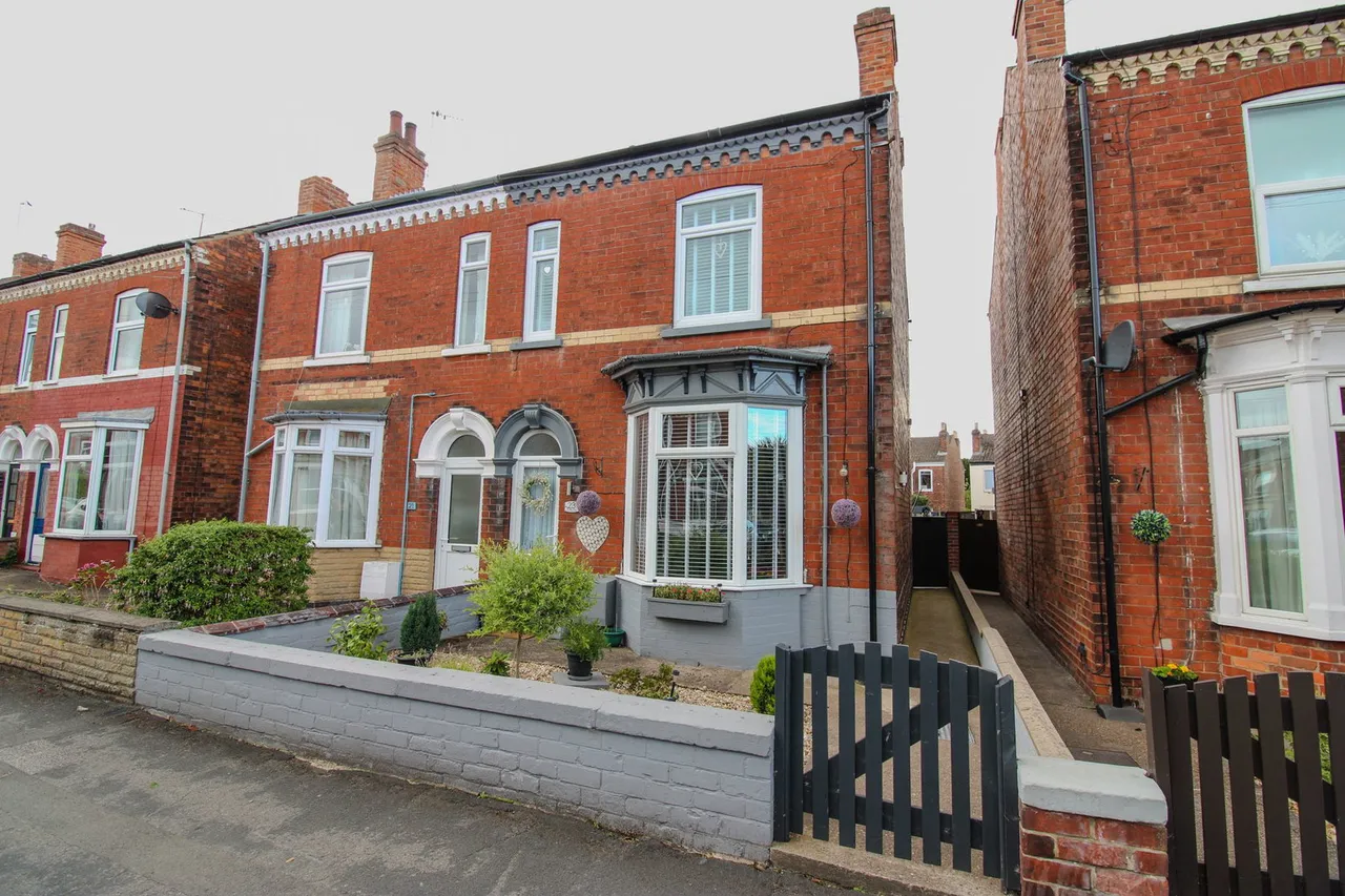 3 bed house for sale, Edward Road, Gainsborough, DN21