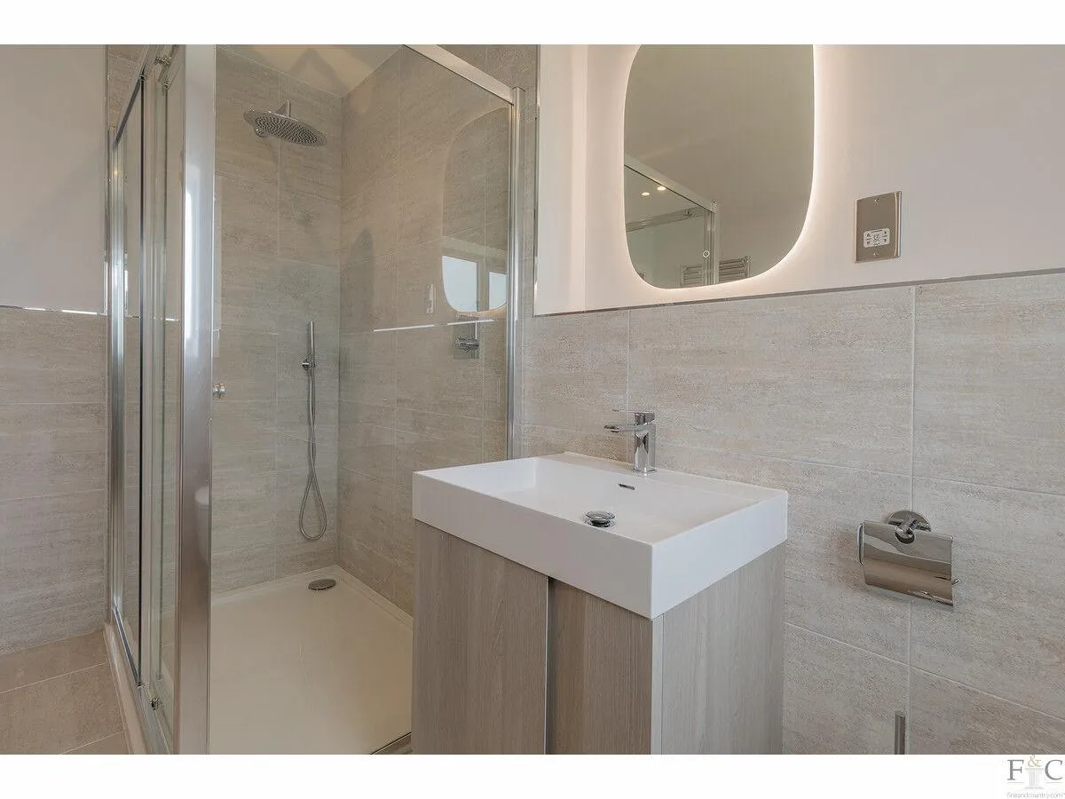 Cleves Gardens, Leicester, LE2, photo 31
