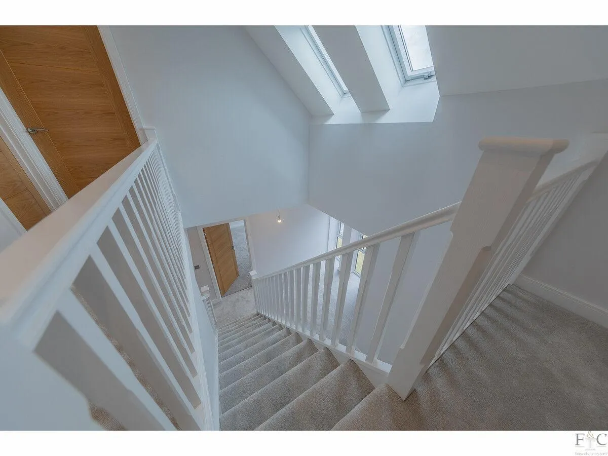 Cleves Gardens, Leicester, LE2, photo 35