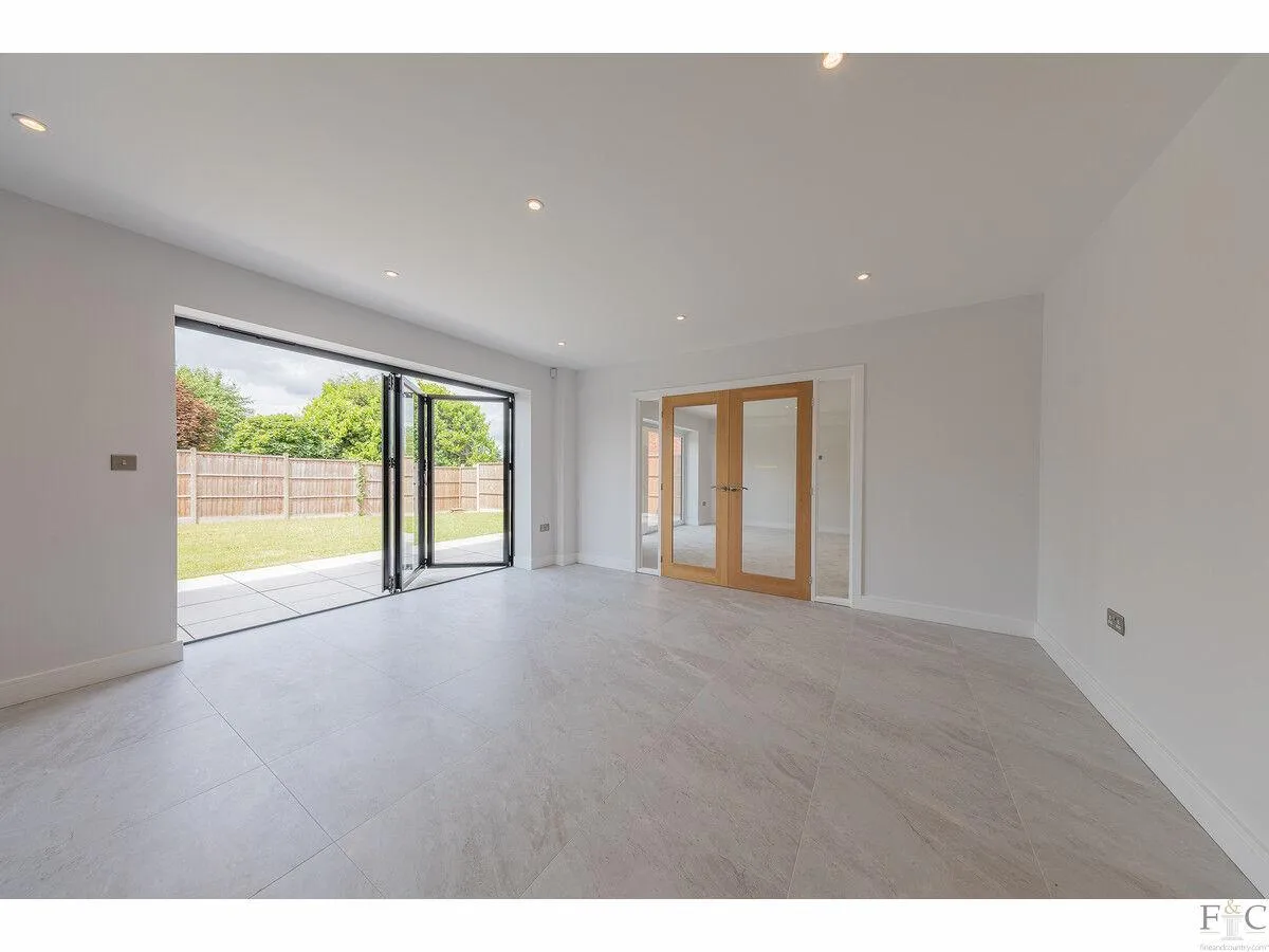 Cleves Gardens, Leicester, LE2, photo 14