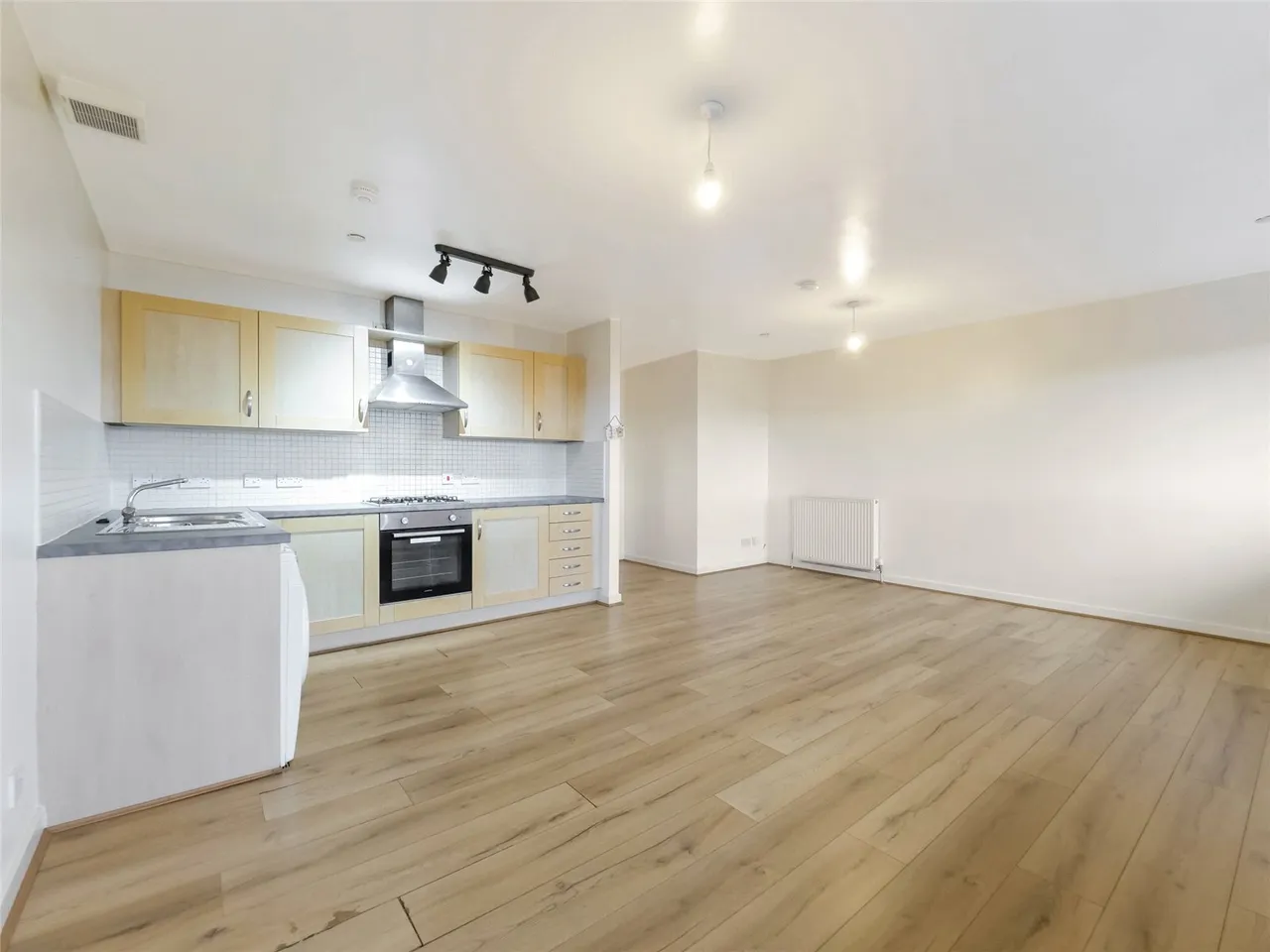 Dalmarnock Drive, Bridgeton, Glasgow, G40, photo 5