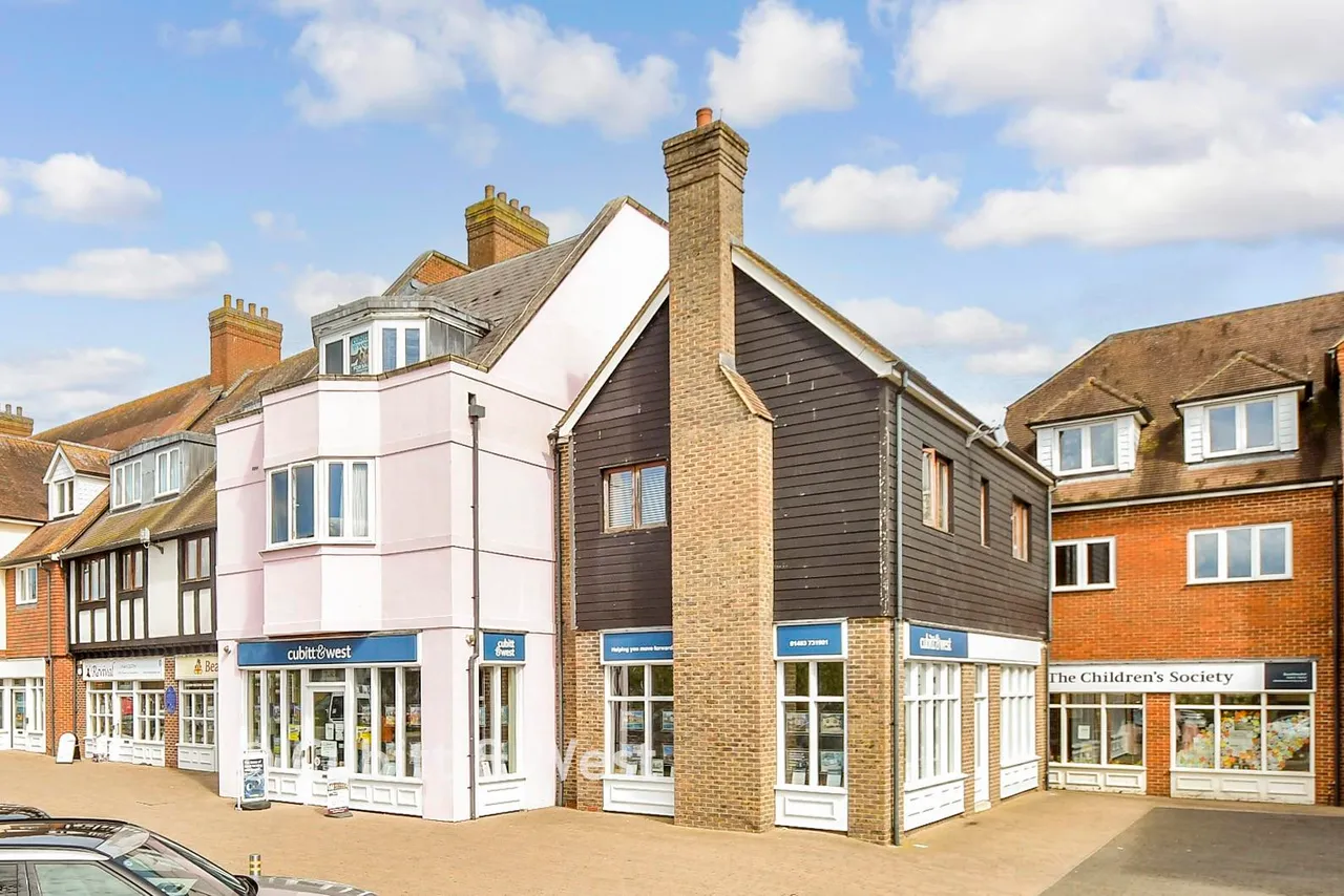 Fairbank Road, Southwater, RH13, photo 13