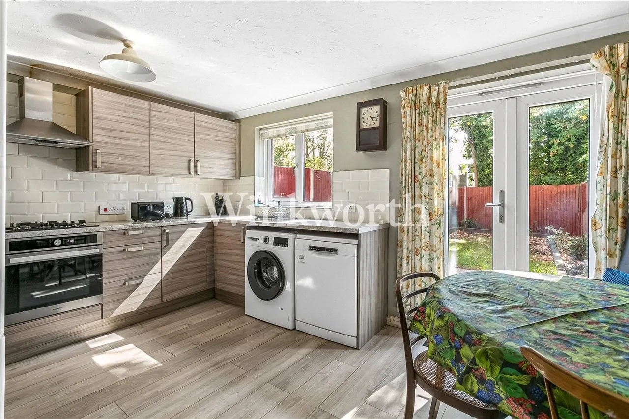 Finsbury Park Avenue, London, N4, photo 10