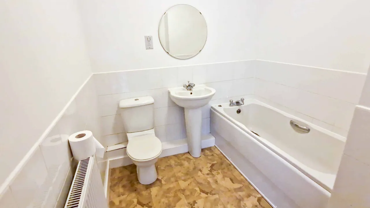 Apartment 32, Boteler Court Elphins Drive, Warrington, Warrington, WA4 6DU, photo 10