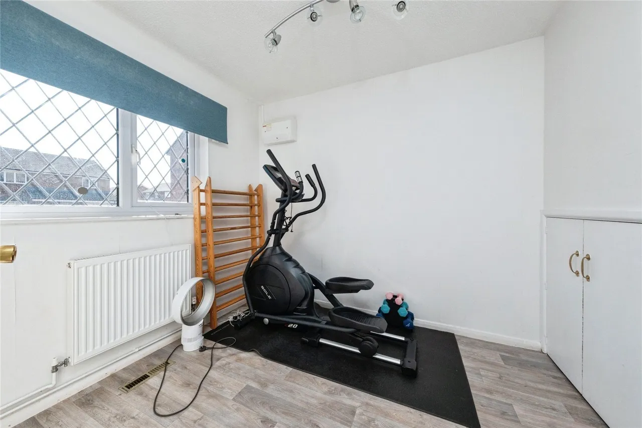 Thompson Drive, Caversfield, Bicester, Oxfordshire, OX27, photo 15