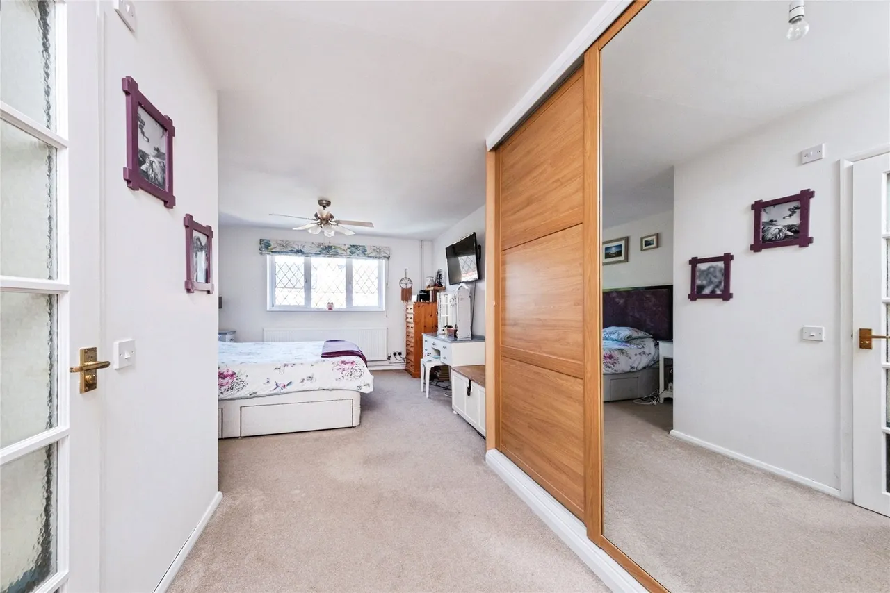 Thompson Drive, Caversfield, Bicester, Oxfordshire, OX27, photo 16
