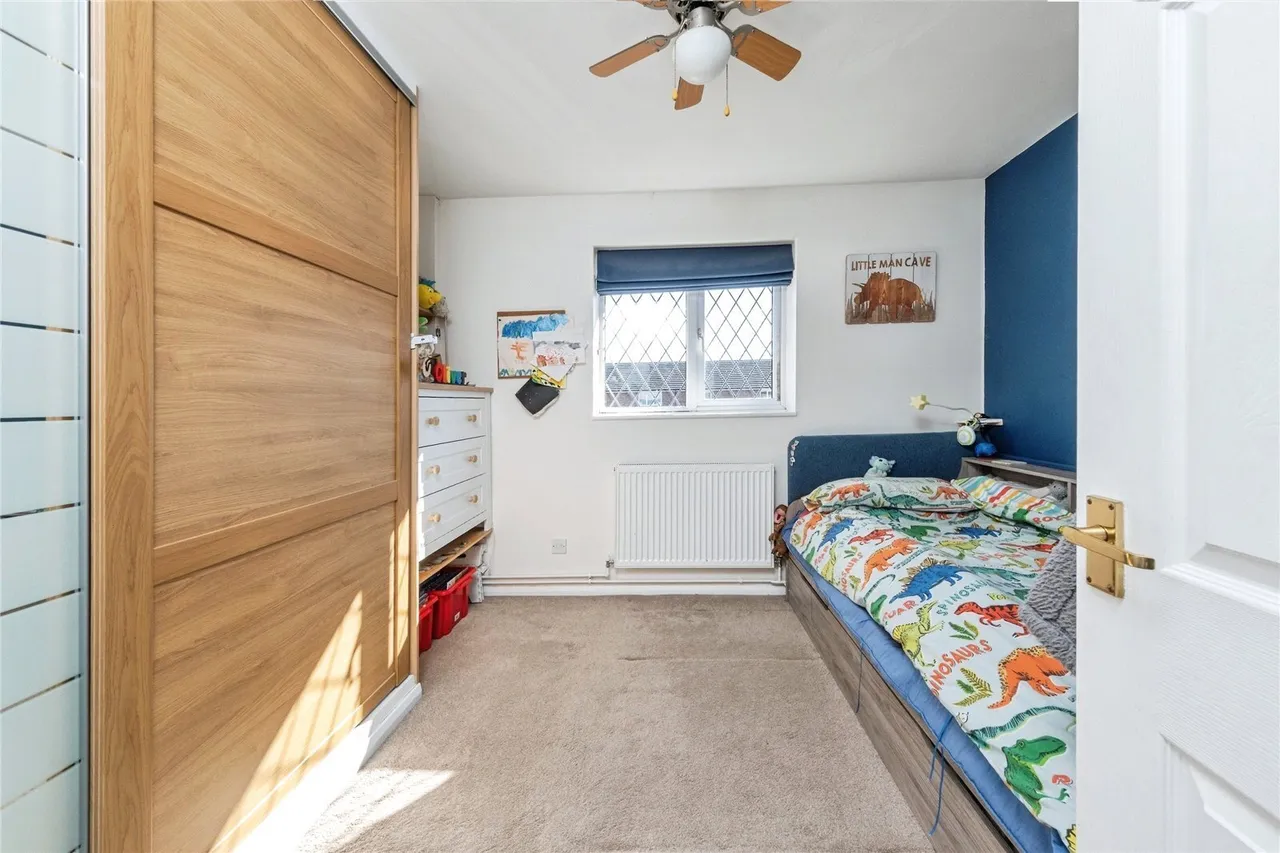 Thompson Drive, Caversfield, Bicester, Oxfordshire, OX27, photo 18