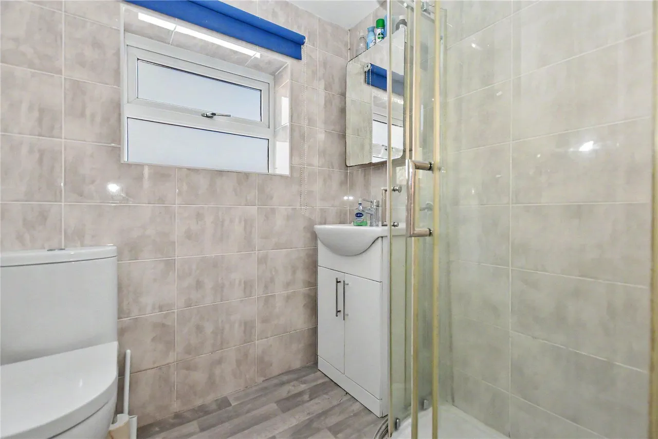 Crawshaw Rise, Pudsey, LS28, photo 10