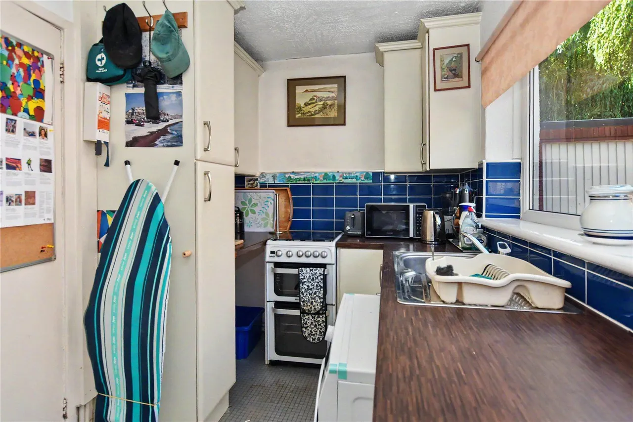 Crawshaw Rise, Pudsey, LS28, photo 11