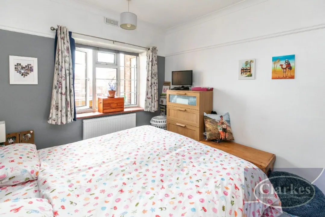 Wimborne Road, Bournemouth, photo 7
