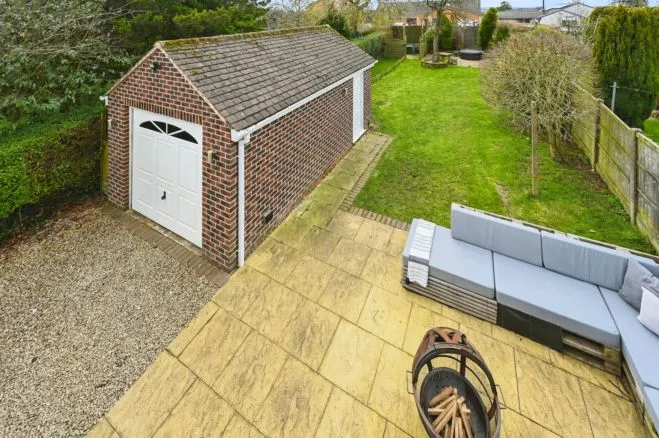 Thoresby Avenue, Kirkby In Ashfield, NG17, photo 22
