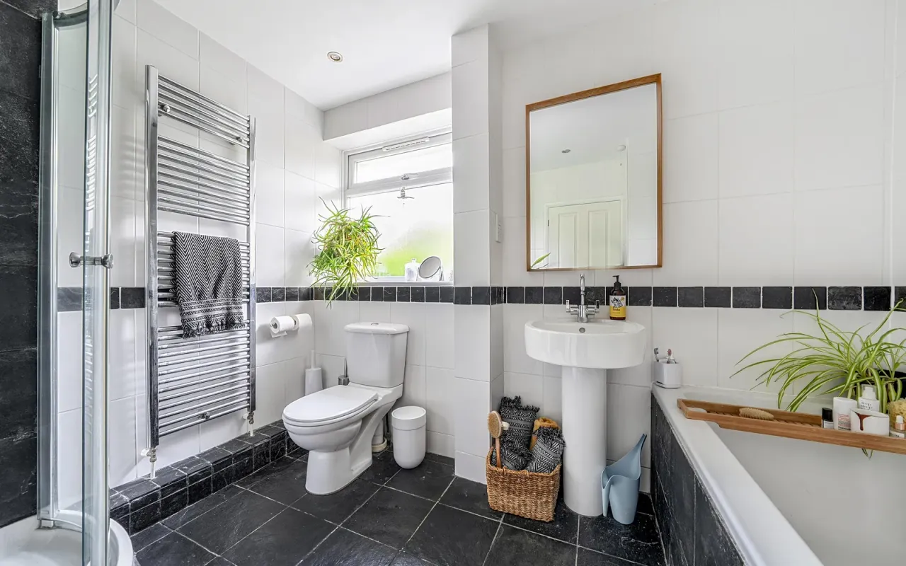 Colworth Road, Sharnbrook, Bedford, photo 19