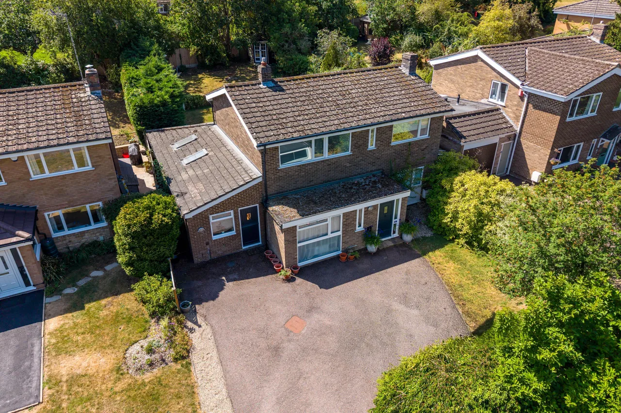5 bed property for sale, Colworth Road, Sharnbrook