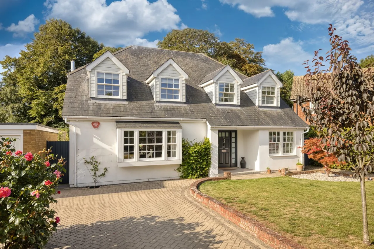4 bed house for sale, The Paddocks, Broadstairs, CT10