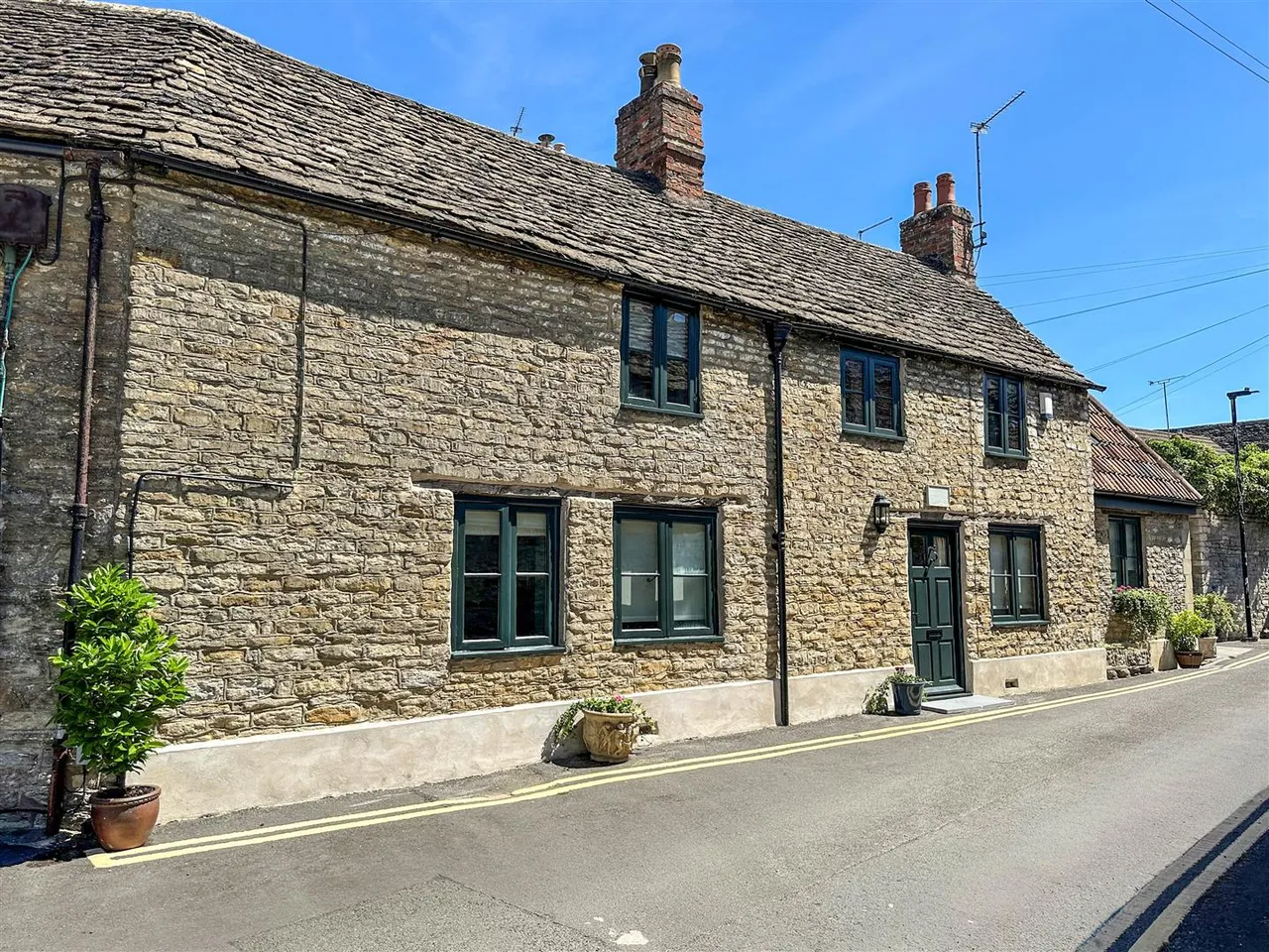 2 bed house for sale, Katifer Lane, Malmesbury, SN16