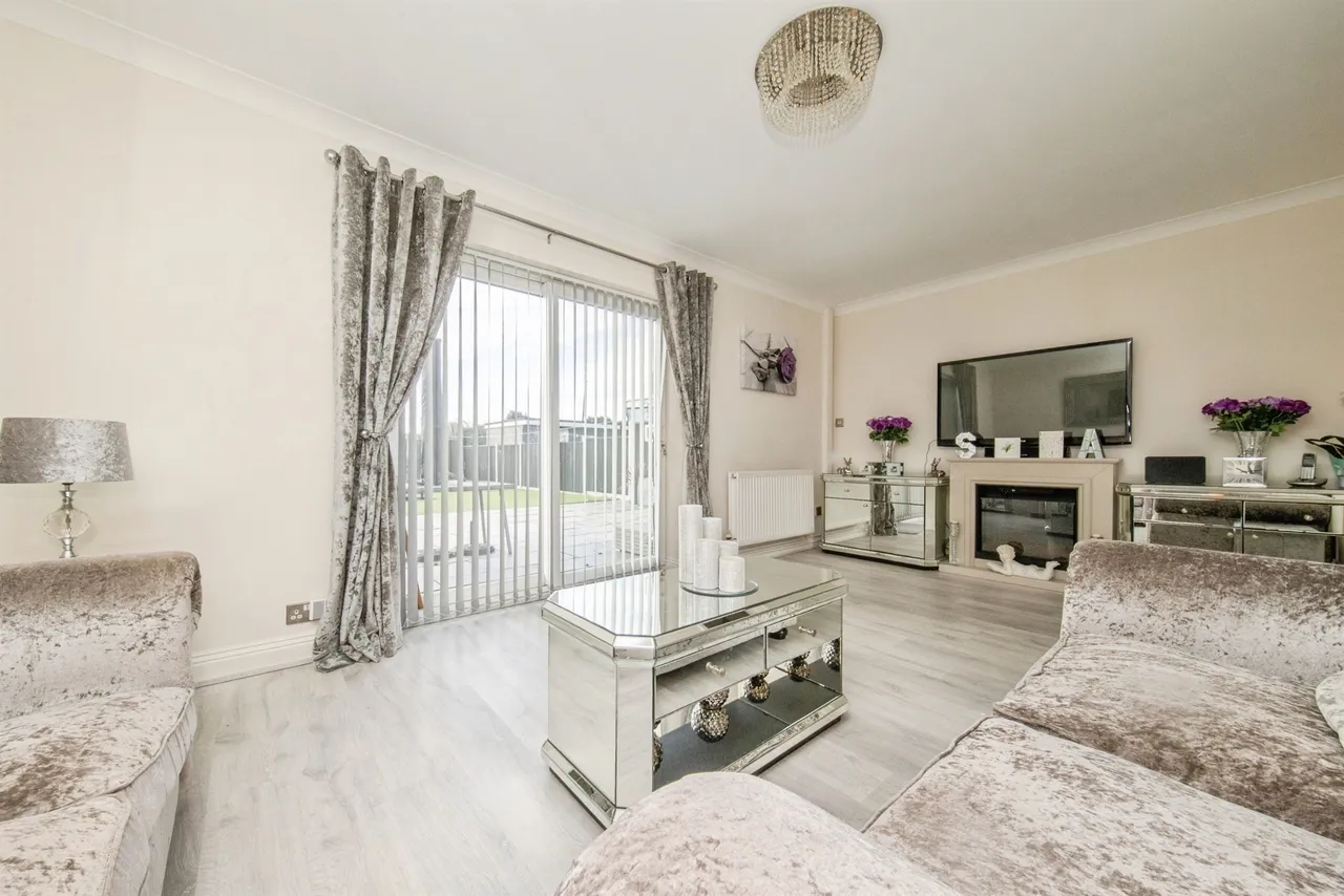 St. Johns Road, Clacton-On-Sea, CO16, photo 3