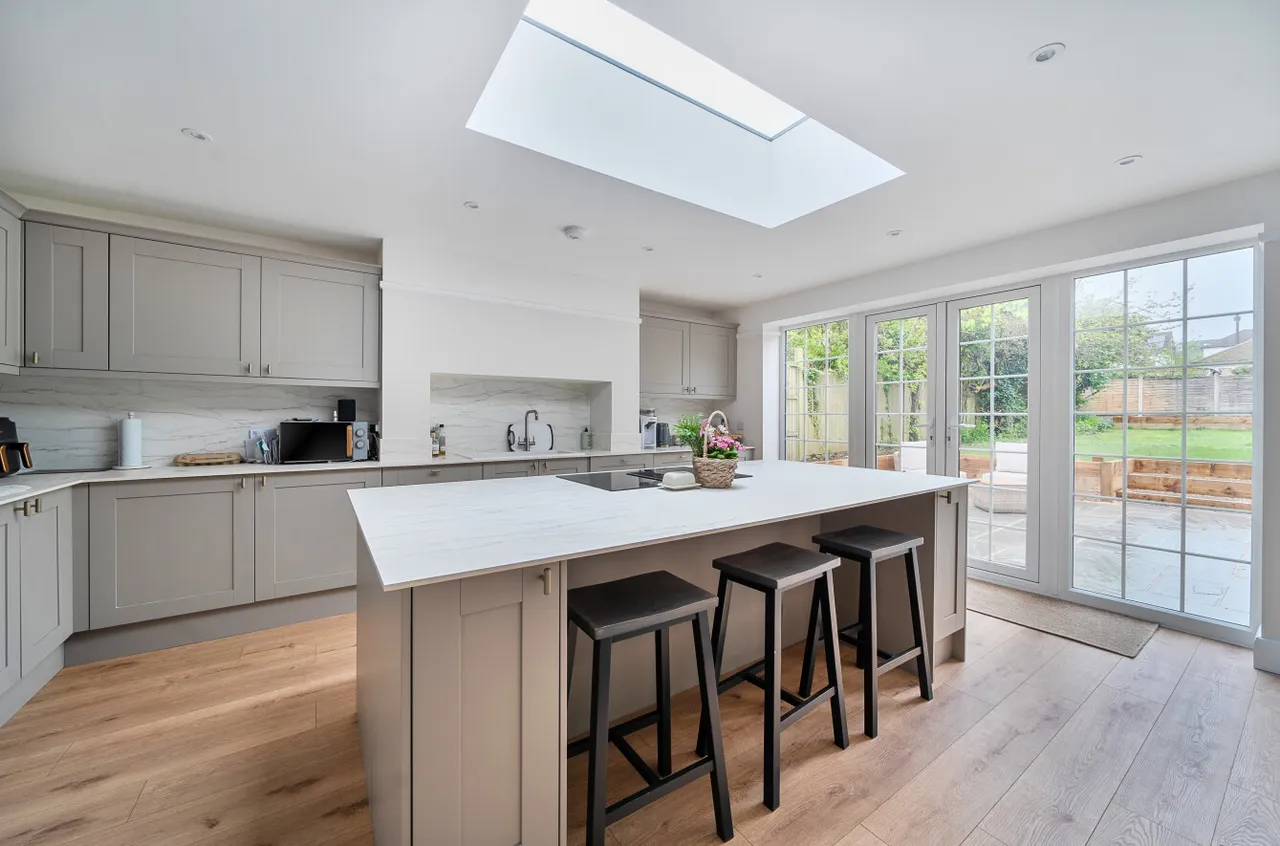 Farnborough Road, Farnham, Surrey, GU9 9AQ, photo 24